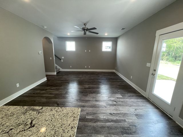 2321 Barringer Ln, Murfreesboro, TN 37128