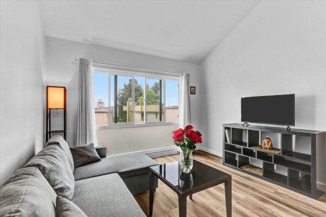 8034 Linda Vista rd 2V, San Diego, CA 92111