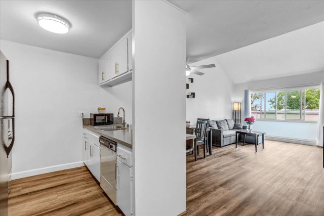 8034 Linda Vista rd 2V, San Diego, CA 92111