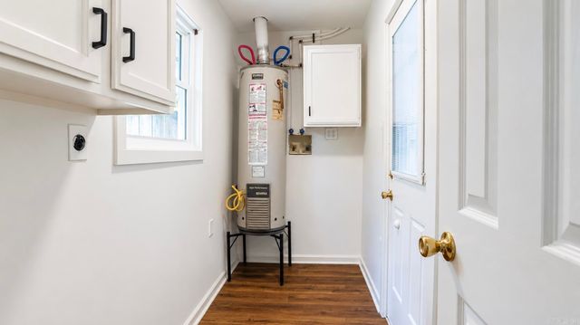 7 N Meadowcliff Drive, Little Rock, AR 72209