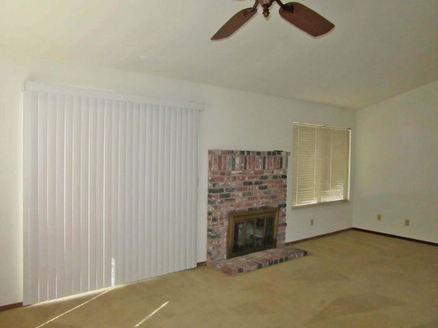 1919 Amberwood Ct, Stockton, CA 95207