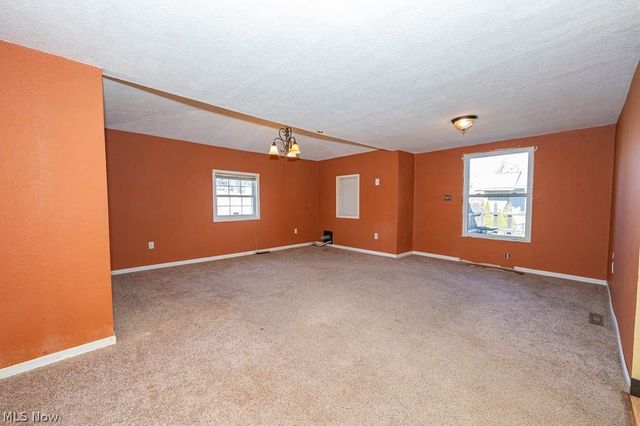 3236 Young Avenue NW, Massillon, OH 44647