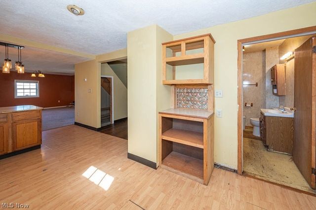 3236 Young Avenue NW, Massillon, OH 44647