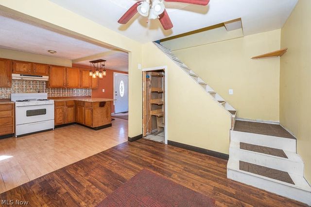 3236 Young Avenue NW, Massillon, OH 44647