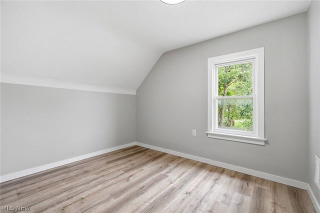 4256 W 22nd Street, Cleveland, OH 44109