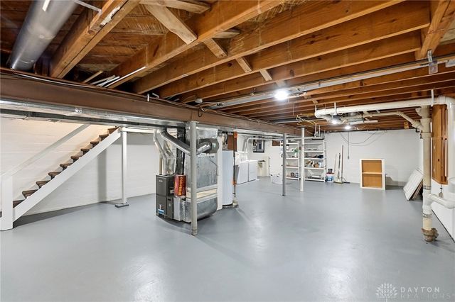 235 Claranna Avenue, Oakwood, OH 45419