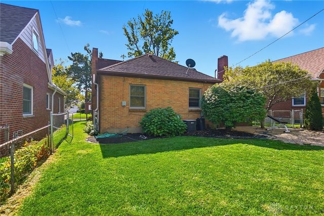 235 Claranna Avenue, Oakwood, OH 45419