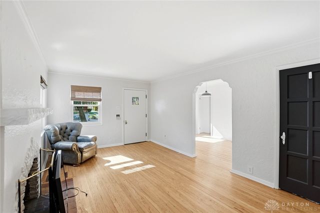 235 Claranna Avenue, Oakwood, OH 45419