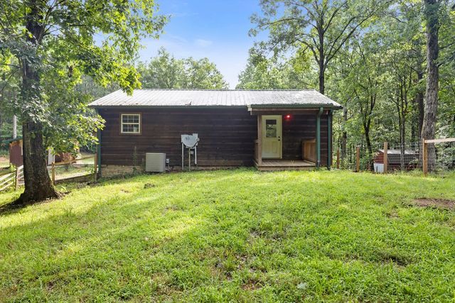 753 Old Federal Road S, Chatsworth, GA 30705