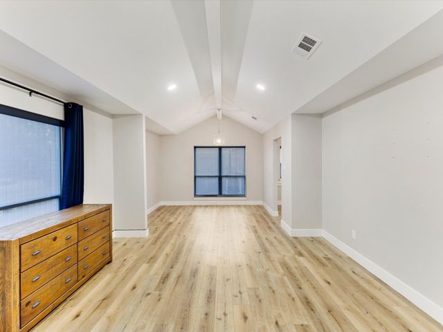 2911 Creekside Court, Carrollton, TX 75007