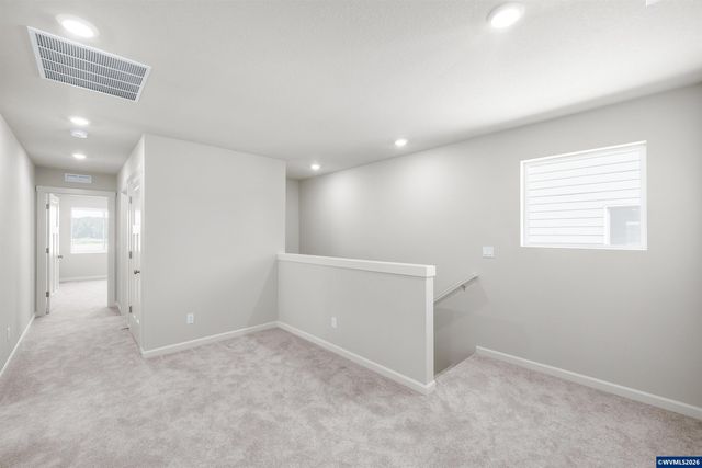 864 Windrow Av SE, Albany, OR 97322