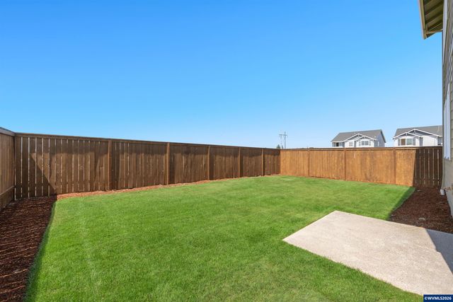 864 Windrow Av SE, Albany, OR 97322