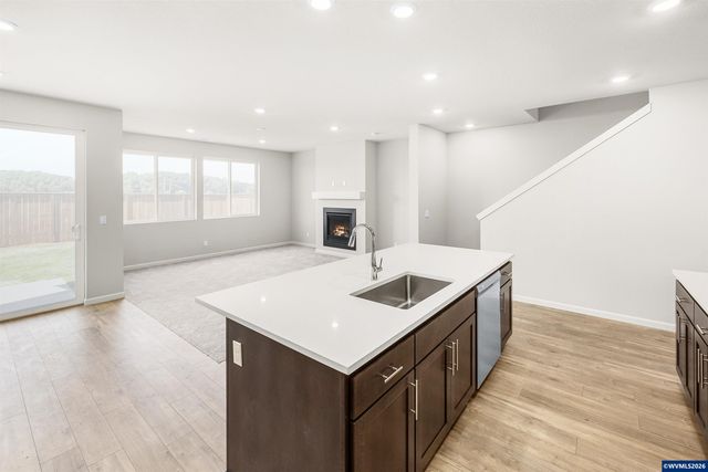 864 Windrow Av SE, Albany, OR 97322