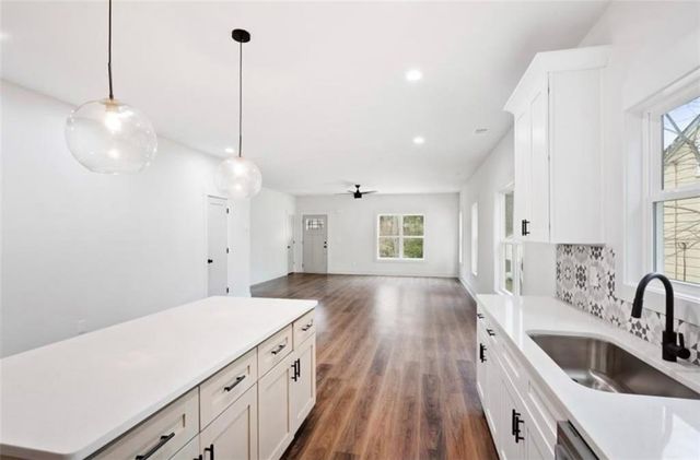2932 Palm Drive, Atlanta, GA 30344