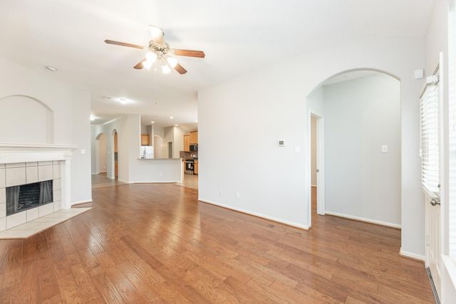 25811 Sundrop Meadows Lane, Katy, TX 77494