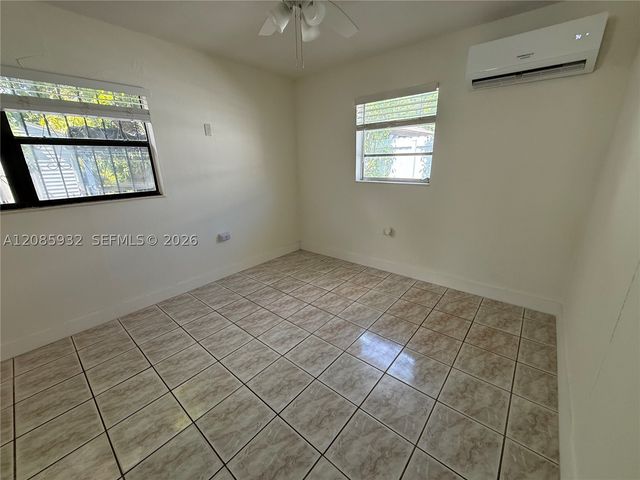 1405 NW 121st St 2, North Miami, FL 33167