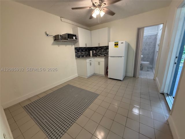 1405 NW 121st St 2, North Miami, FL 33167