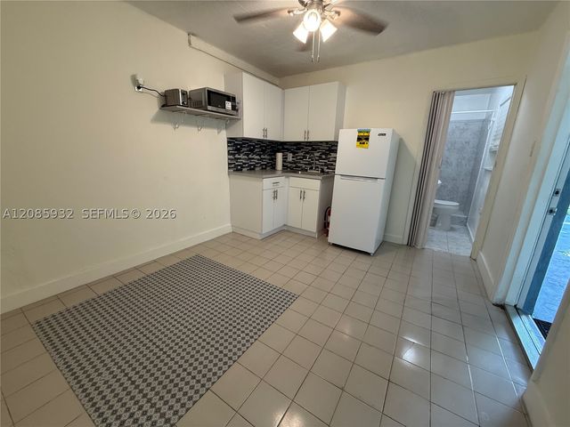 1405 NW 121st St 2, North Miami, FL 33167