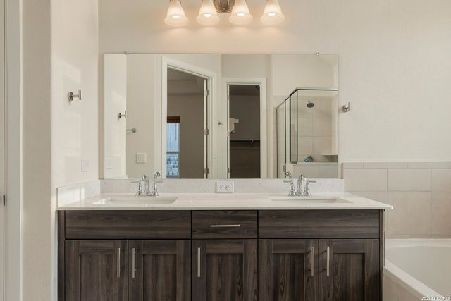 5334 Black Walnut, Bulverde, TX 78163