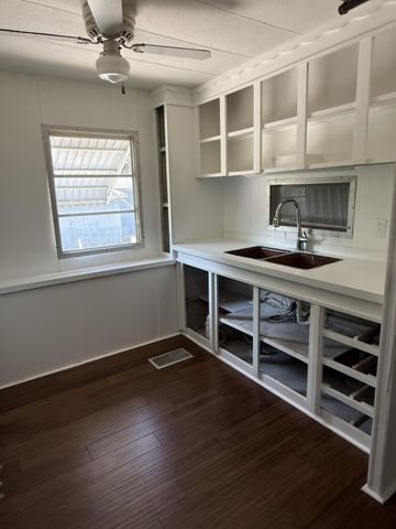 305 SE 5th Avenue, Okeechobee, FL 34974