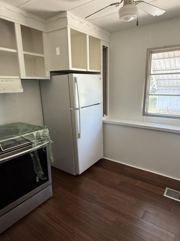 305 SE 5th Avenue, Okeechobee, FL 34974