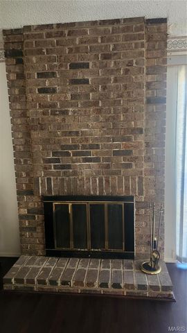 12807 Sunrise East Court, Florissant, MO 63033