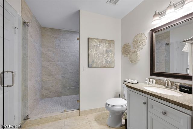 160 Palm ST 208, Marco Island, FL 34145