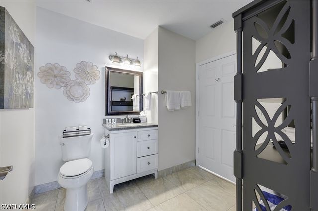 160 Palm ST 208, Marco Island, FL 34145