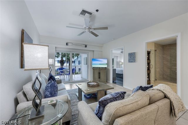 160 Palm ST 208, Marco Island, FL 34145