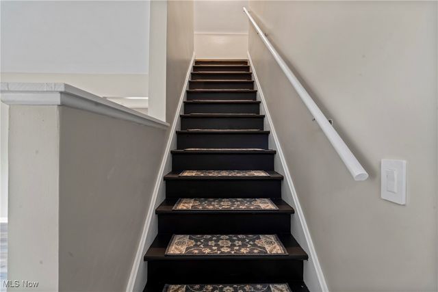 1736 Westwood Drive NW, Warren, OH 44485