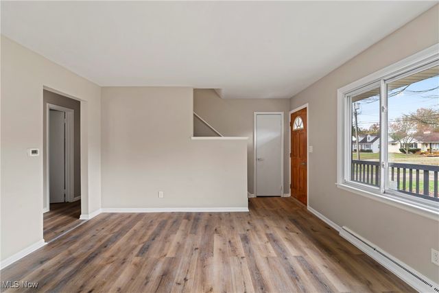 1736 Westwood Drive NW, Warren, OH 44485