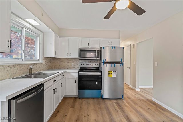 1736 Westwood Drive NW, Warren, OH 44485