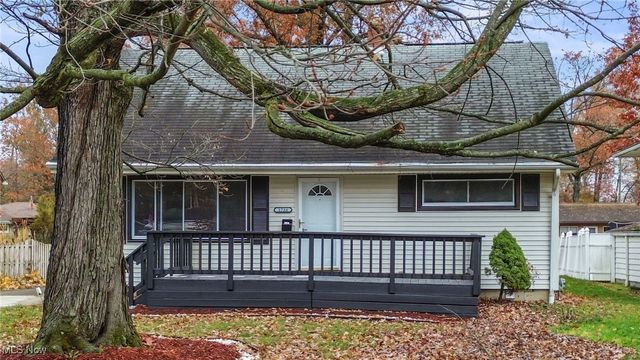 1736 Westwood Drive NW, Warren, OH 44485