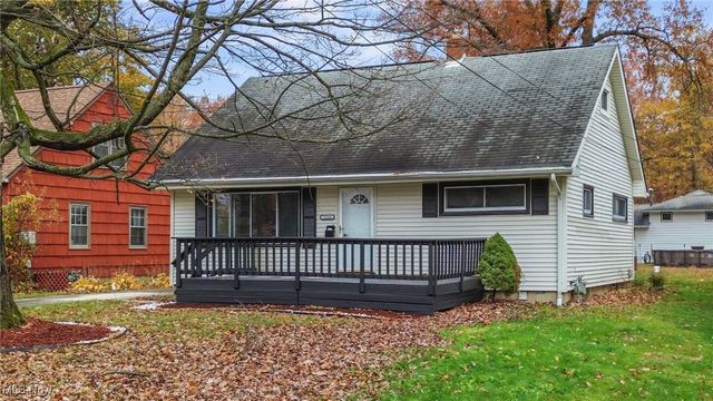 1736 Westwood Drive NW, Warren, OH 44485