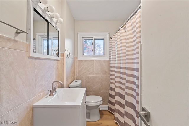 1736 Westwood Drive NW, Warren, OH 44485