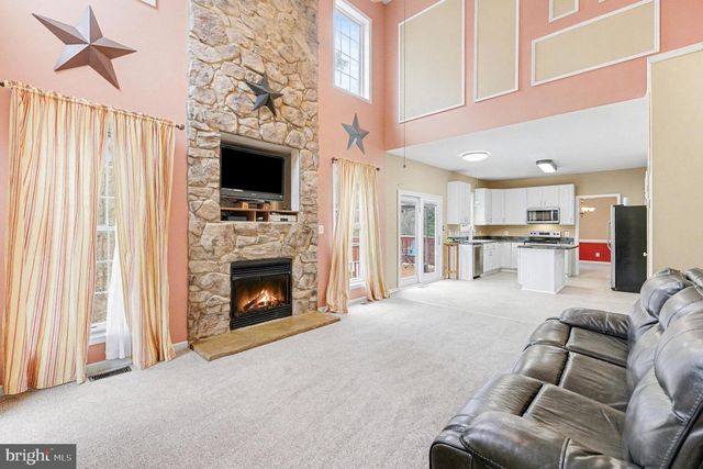 11016 N LAMONT CT, Fredericksburg, VA 22407