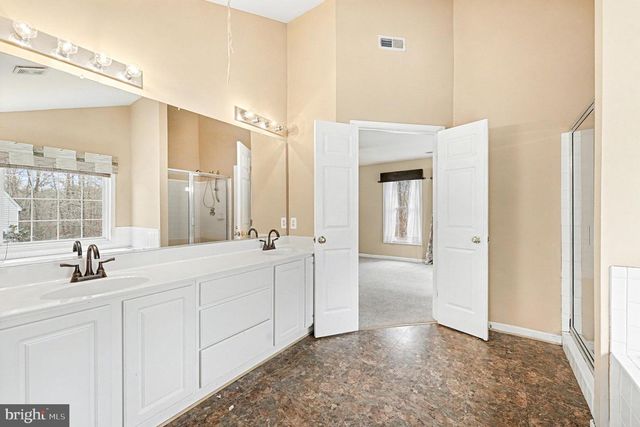 11016 N LAMONT CT, Fredericksburg, VA 22407