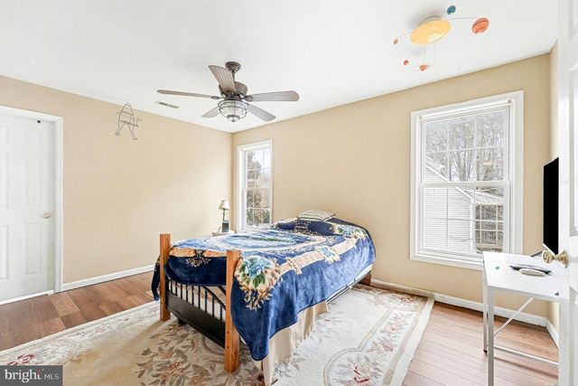 11016 N LAMONT CT, Fredericksburg, VA 22407