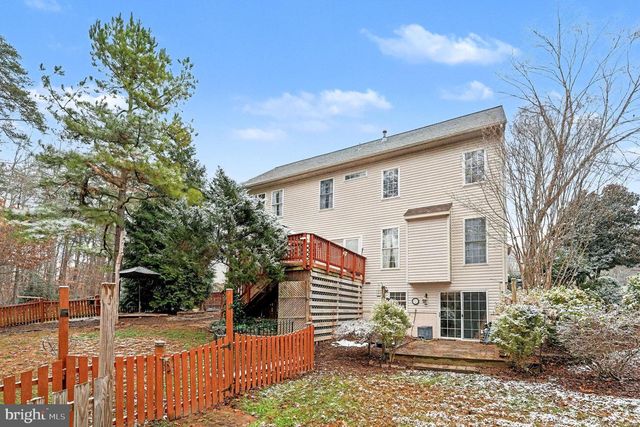 11016 N LAMONT CT, Fredericksburg, VA 22407