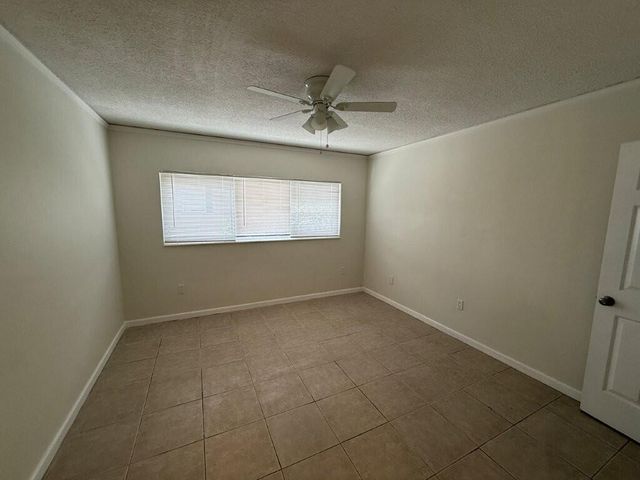 265 SW 7 Street 4, Boca Raton, FL 33432