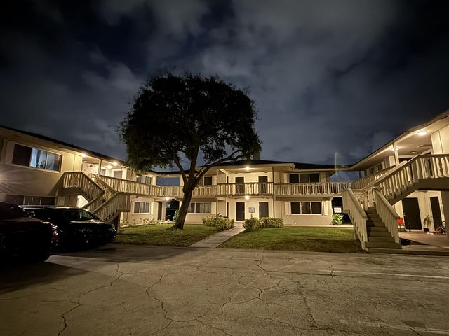 265 SW 7 Street 4, Boca Raton, FL 33432