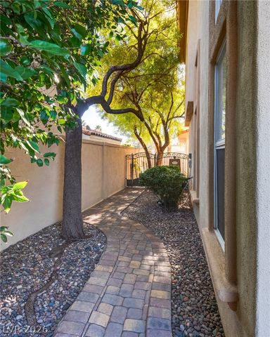 8416 Paseo Vista Drive, Las Vegas, NV 89128