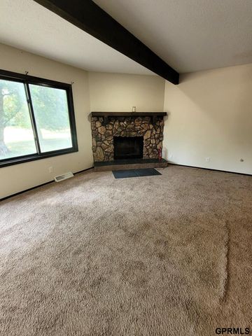511 Kountze Memorial Drive, Bellevue, NE 68005