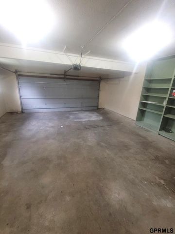 511 Kountze Memorial Drive, Bellevue, NE 68005