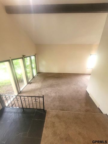 511 Kountze Memorial Drive, Bellevue, NE 68005