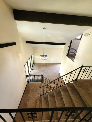 511 Kountze Memorial Drive, Bellevue, NE 68005