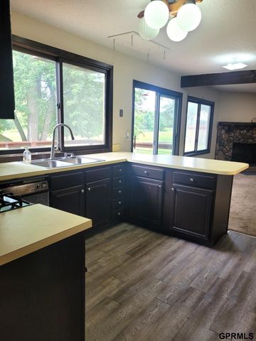 511 Kountze Memorial Drive, Bellevue, NE 68005