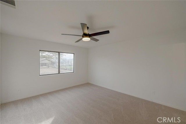 14455 Quinnault Road, Apple Valley, CA 92307