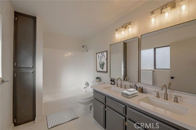 14455 Quinnault Road, Apple Valley, CA 92307