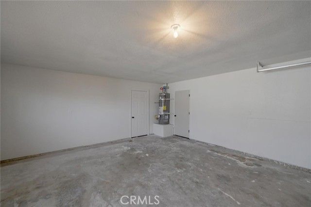 14455 Quinnault Road, Apple Valley, CA 92307